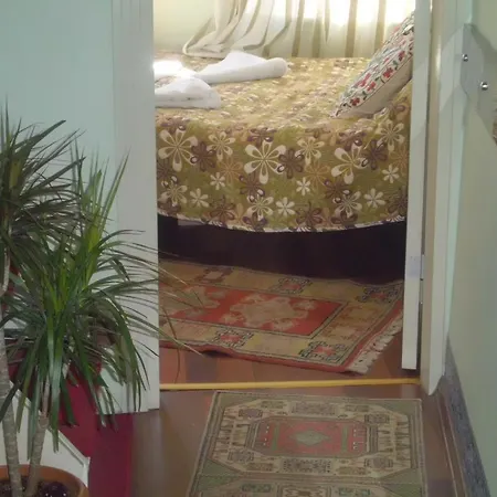 Chora Guest house 4*