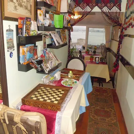 Guest house Chora